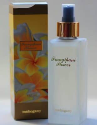 Resenha: Deo Colônia Frangipani Flower Mahogany